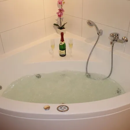 5*ferienwohnung Seeblick 2 Apartment